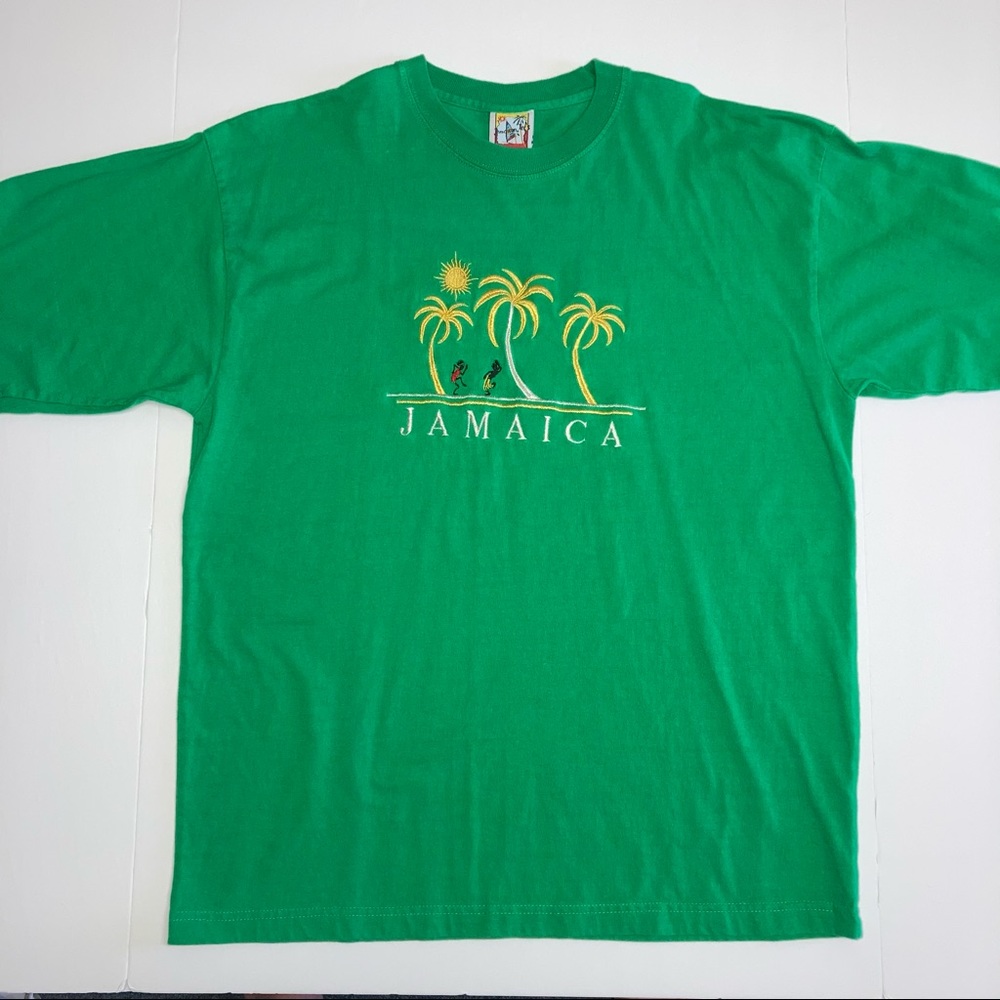 Vintage “Jamaica Tees” Embroidered T-shirt.